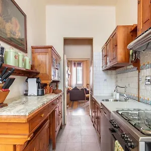  Apartment Elegant - Liberty House