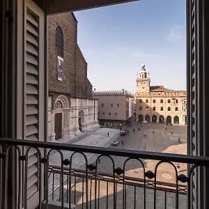  Apartment Urbanicooh Asinelli - Balcony On Piazza Maggiore