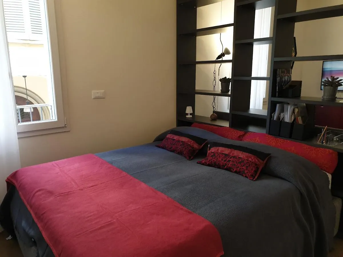 Saint George And The Dragon Suite Bologna 0*,  Italy